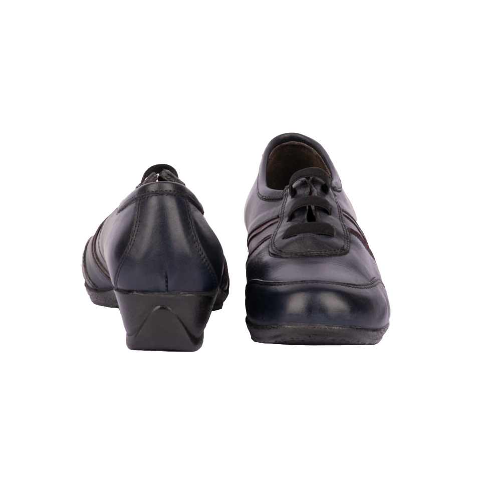 عکس از دوخت کفش چرمی زنانه سرمه‌ای 00701002 - ریبون