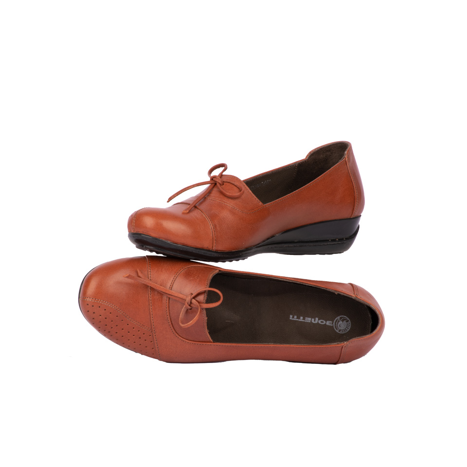 یک جفت کفش چرمی زنانه قهوه‌ای 00701019 - ریبون