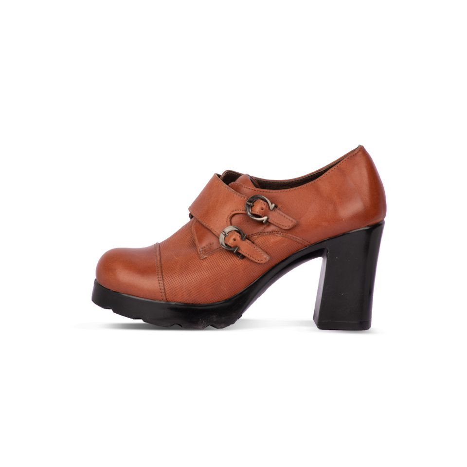 عکس از پهلو کفش چرمی زنانه قهوه‌ای 00702001 - ریبون