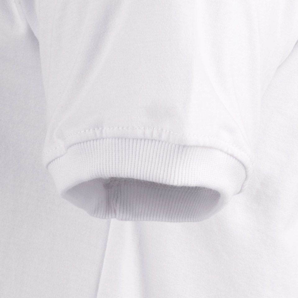 عکس از پارچه تیشرت طرح دار سفید یقه گرد مردانه 00201037 - ریبون